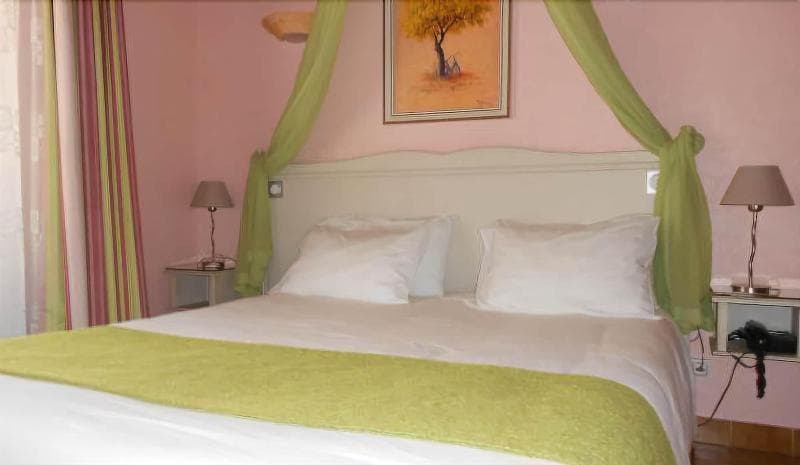 Hotel Medieval photo 1