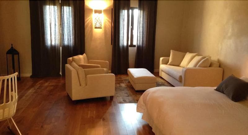 Hôtel Case Latine 4