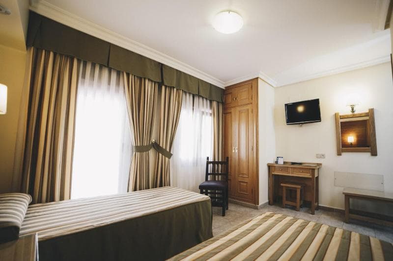 Hostal Los Gavilanes 2 main