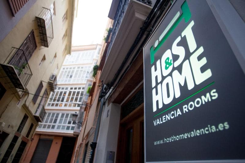 Host & Home 5