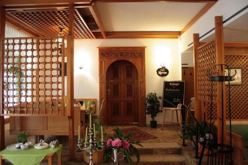 Hotel Sachsischer Hof 4