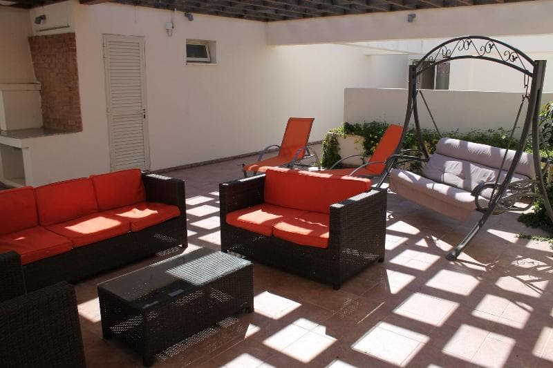 Stephanie City Apartments 4