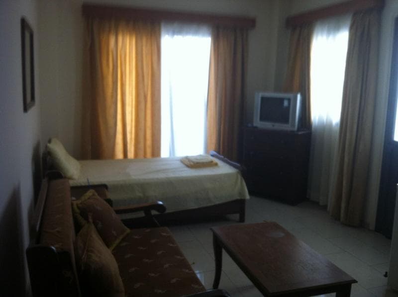 Zakos Court Apartments 5