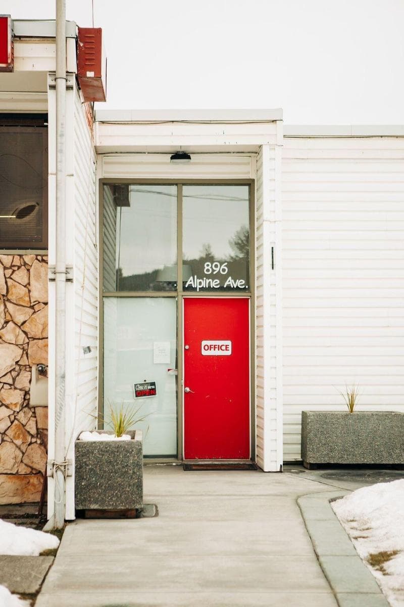 99 Mile Motel 3