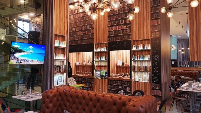 Science Hotel 4