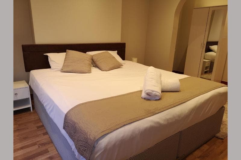 The R Inn Hotel main