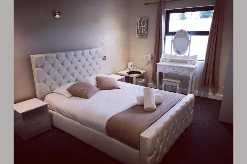 The R Inn Hotel 4