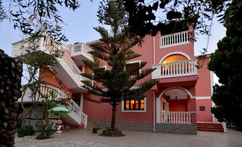 Arazzo Holiday Apartments 5