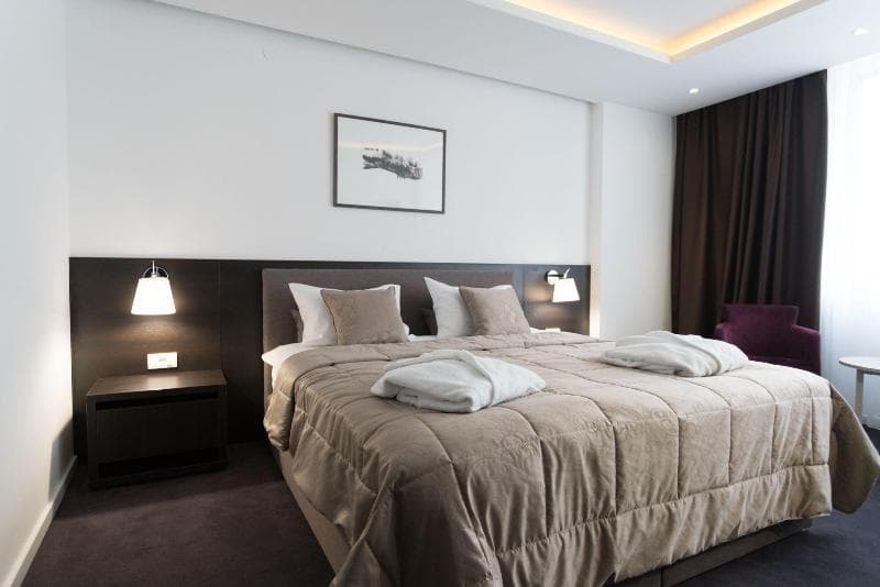New City Hotel & Restaurant 5