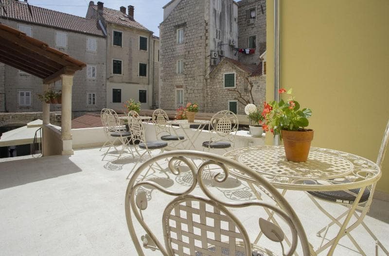 Aspalathos Residence 5