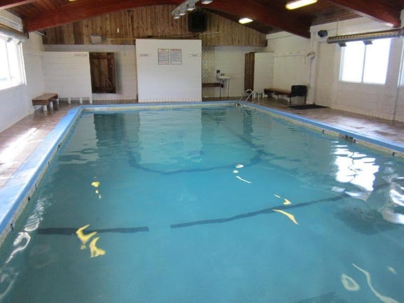 Camelot Court Motel main