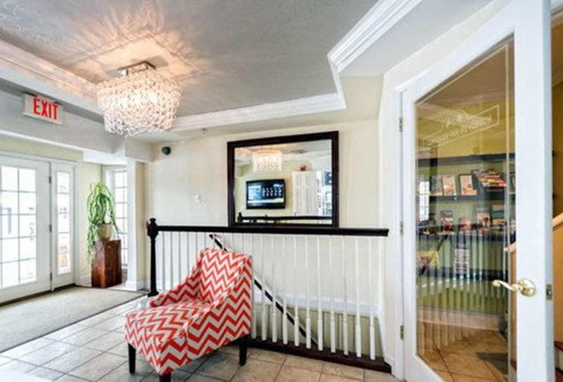 Canalside Inn 5