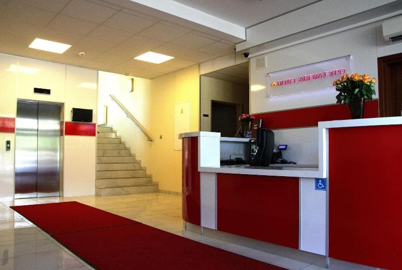 Hotel Arena Expo 4