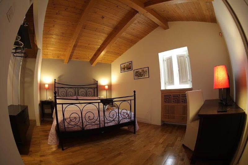 Le Malve Cave Retreat 4