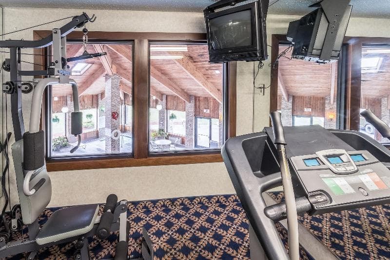 Quality Express Inn & Suites Mineral Wells main
