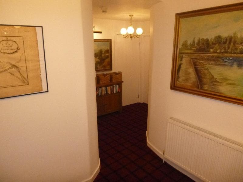 Meadhon House 4