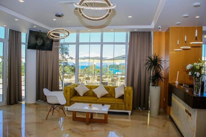 Hotel Luxury 4