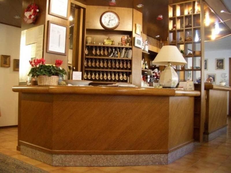 Hotel Sarre 4