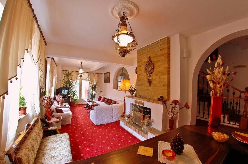Escala Villa Hotel 5