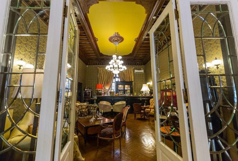 Grand Boutique Hotel 2