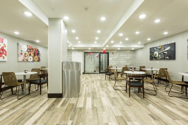 Hotel Ninety Five 3