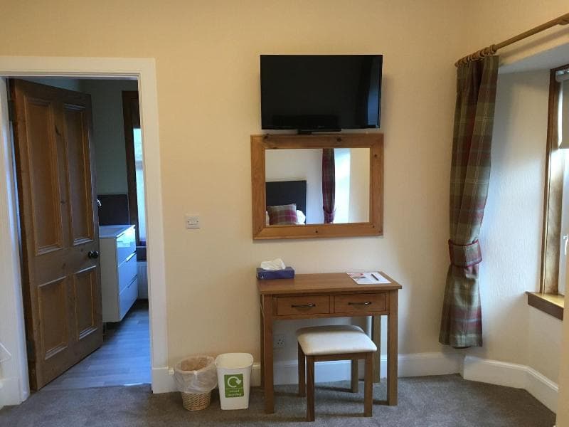 Rossmount Guest House 3
