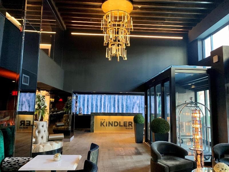 The Kindler Hotel 5