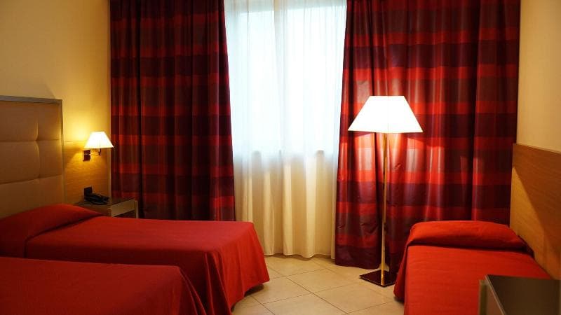 Garden Hotel 4