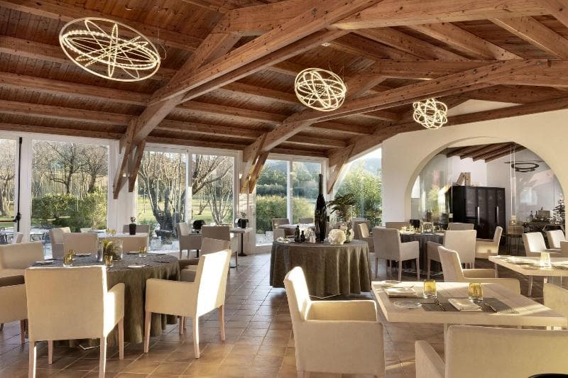 Li Neuli Country Club photo 1