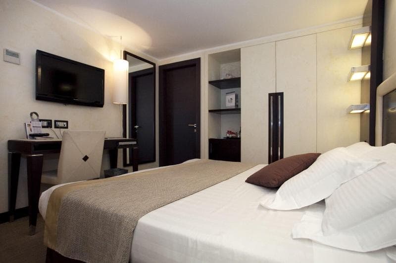 Les Fleurs Luxury House 3