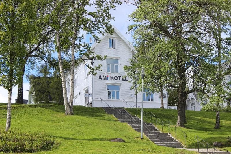 Ami Hotel 5