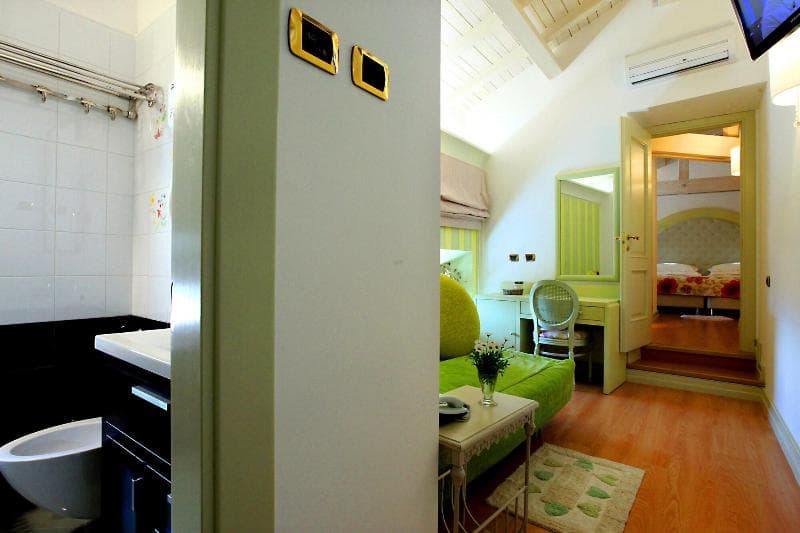 Villa Euchelia Resort 5