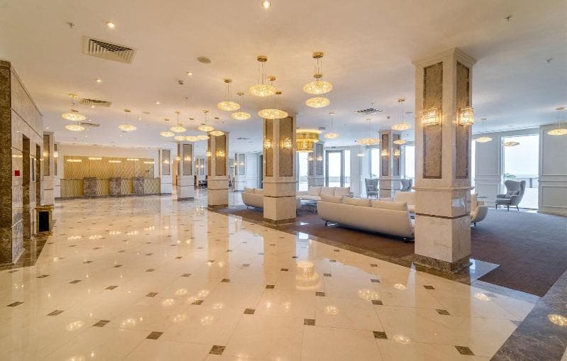 The Grand Gloria Hotel 4