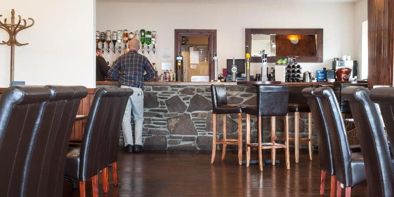 Tuckers Inn main