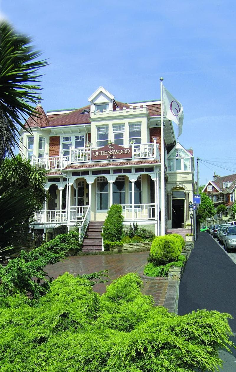 Queenswood Hotel 5