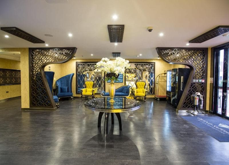 Grand Sapphire Hotel & Banqueting 4