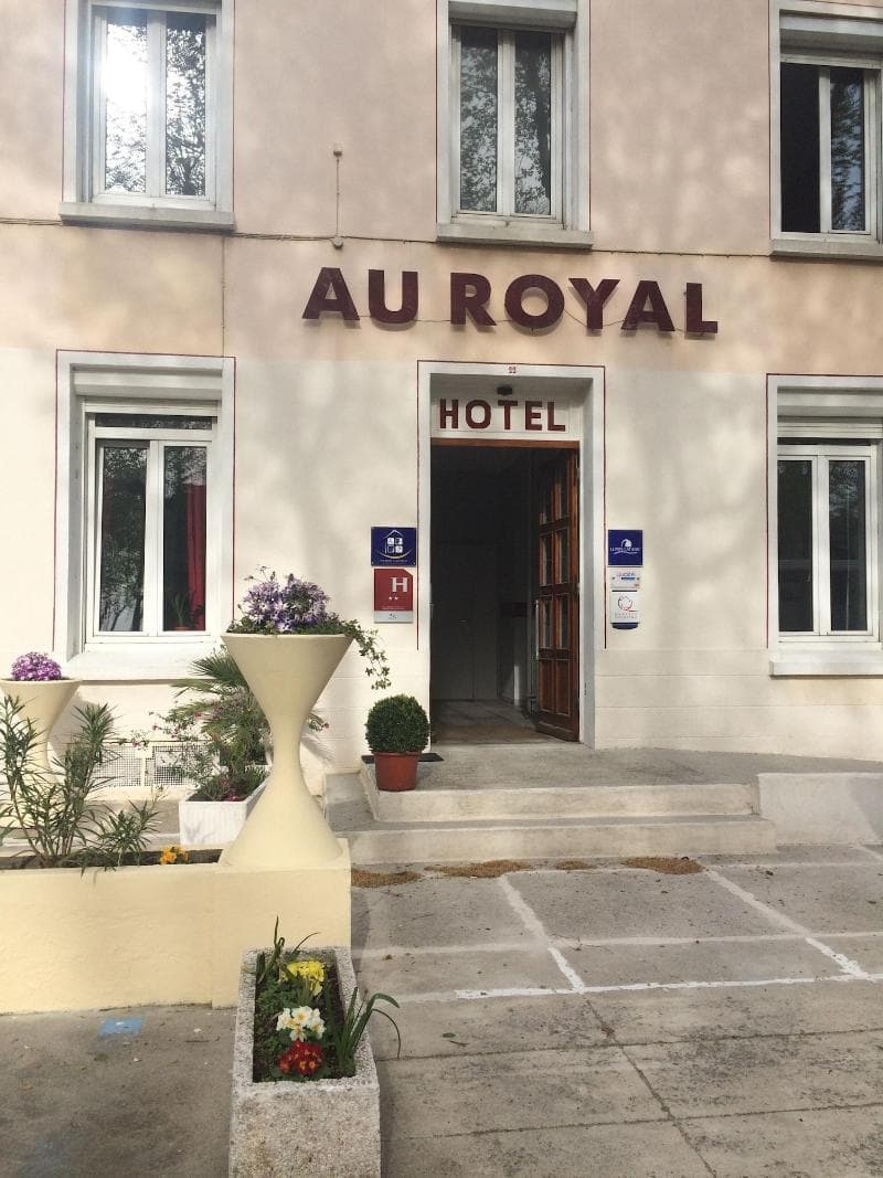 Au Royal 5