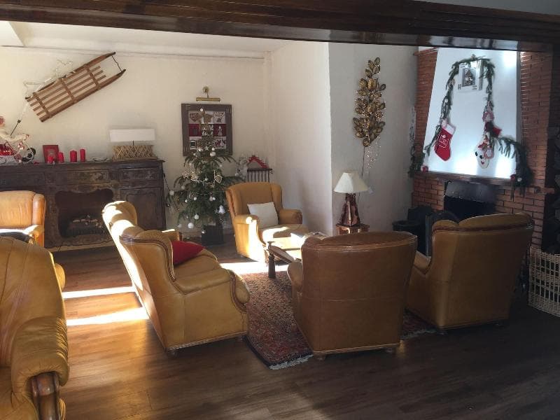 Hotel Chastellares main