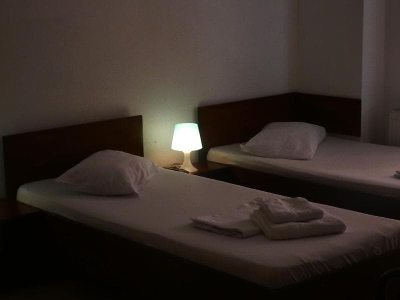 Taxi Hostel main