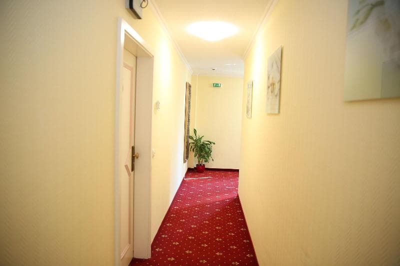 Hotel Neugrabener Hof 4