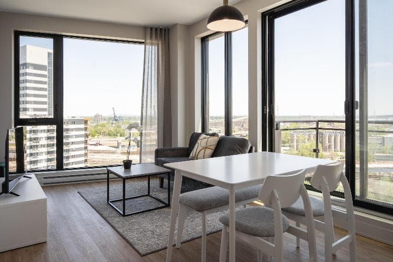 Griffintown Hotel 3