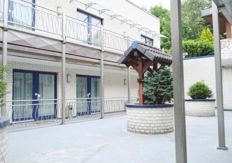 Hotel B8 Voerde 4