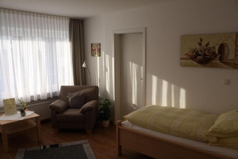 Hotel Am Wintergarten 5