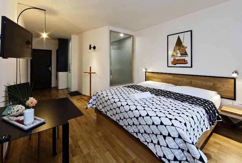 Hotel Wolf 5