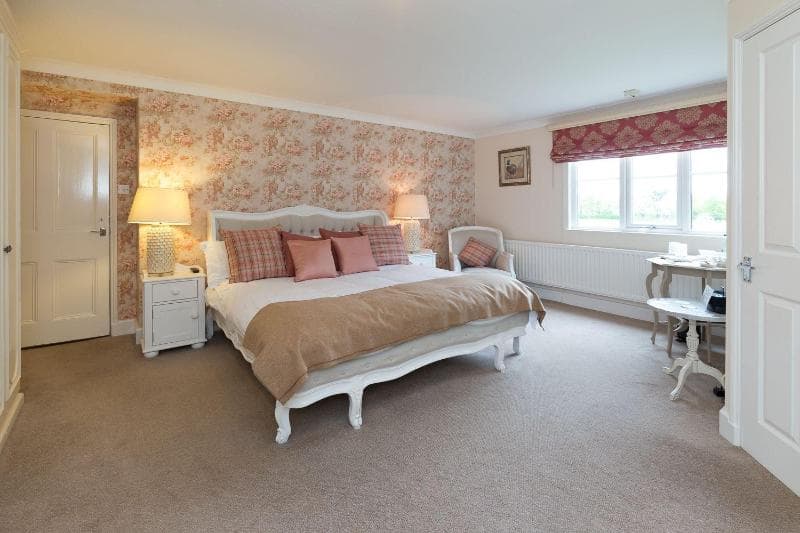 Whitethorn Bed And Breakfast 4
