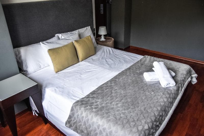 Aston Hotel 4