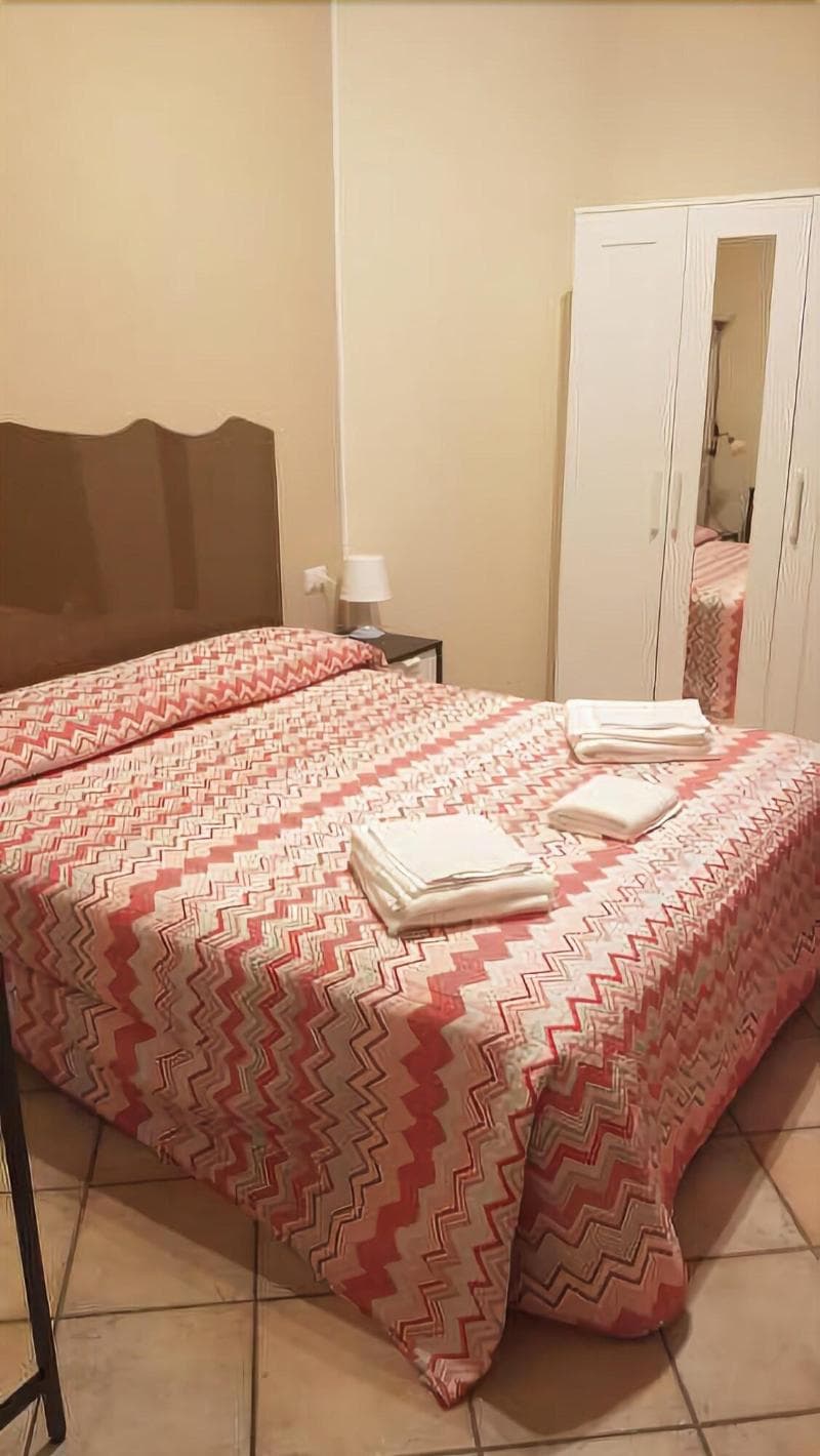 Bedroom21 5