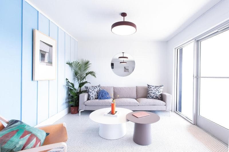 The Iris Motel 5