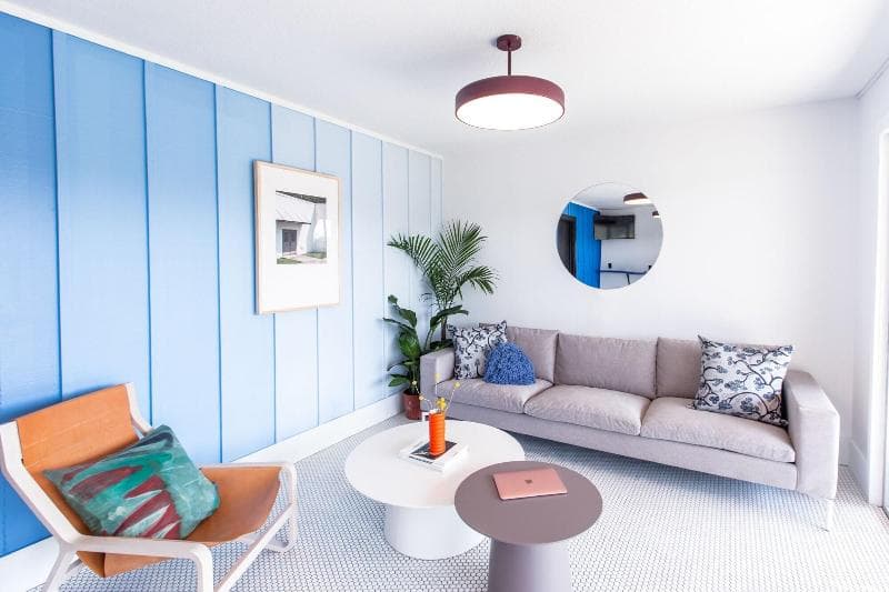 The Iris Motel 4