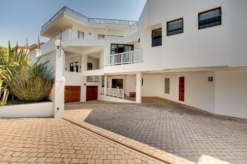 Limoni Luxury Suites 4